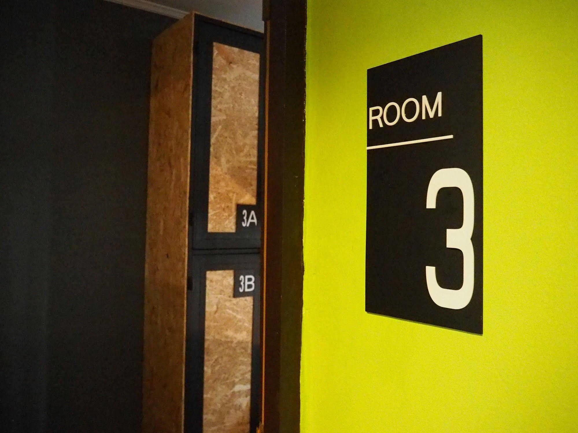 Eden Walking Street Hostel Chiang Mai Exterior photo